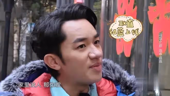 伸咸豬手、亂扔垃圾、當街小便，這些低素質明星，太敗好感了