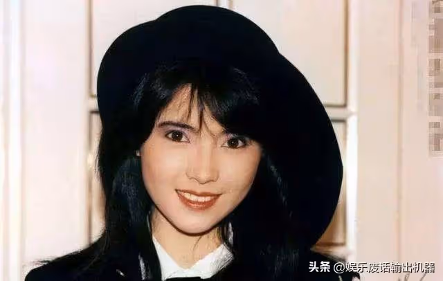20歲買下4套豪宅!資深歌后3婚3離晚年「靠吃餿飯充饑」 遭兒家暴幾度輕生「現淚訴」:養兒還不如養狗