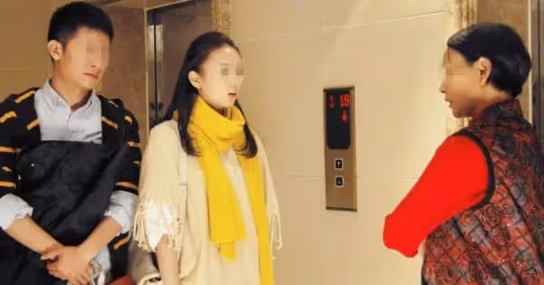 弟媳即將臨盆,媽媽嫌棄不刷浴室!小姑受不了「站出來護著弟媳」媽媽都不敢再回話,就默默離開現場