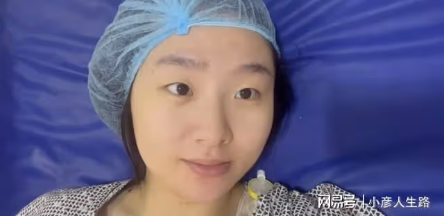 20歲網紅周周官宣生女,非洲老公親自接生,嬰兒皮膚雪白引爭議!