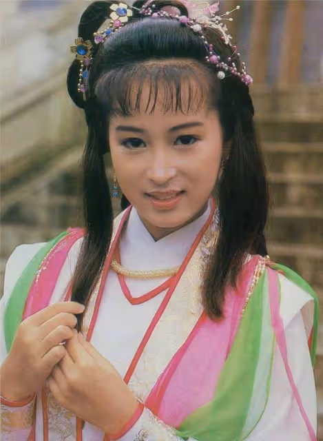 TVB前當家花旦近況曝光！55歲素顏出鏡狀態佳，嫁富商後至今未育