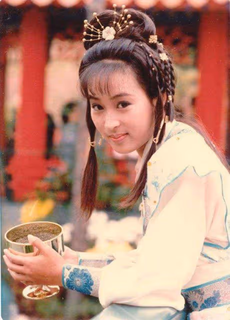 TVB前當家花旦近況曝光！55歲素顏出鏡狀態佳，嫁富商後至今未育