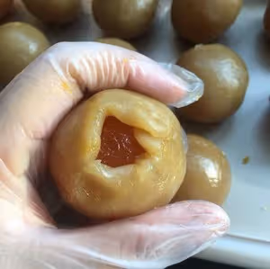 萌萌噠小兔嘰廣式蓮蓉月餅