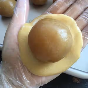 萌萌噠小兔嘰廣式蓮蓉月餅