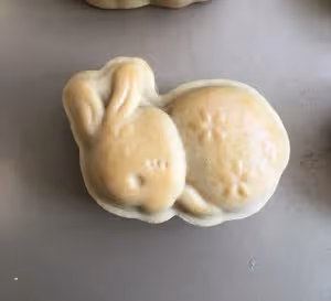 萌萌噠小兔嘰廣式蓮蓉月餅