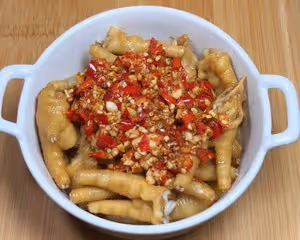 賣了十幾年雞爪的阿姨教我做的蒜香雞爪