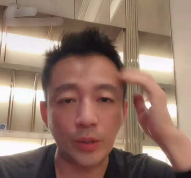 汪小菲直播似醉酒 床頭疑擺放與張穎穎婚紗照
