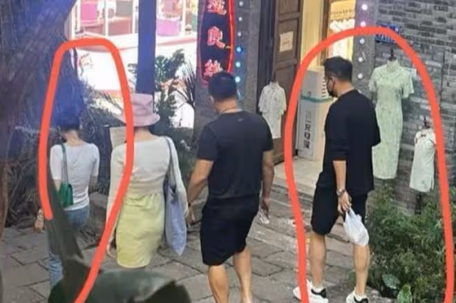 汪小菲直播似醉酒 床頭疑擺放與張穎穎婚紗照