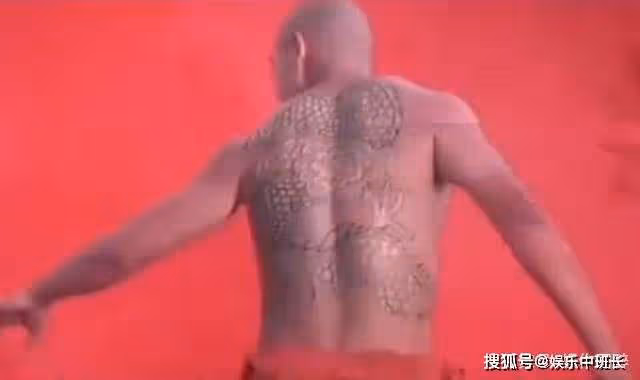 本是李連杰接班人，和梅艷芳戀愛，出道27年卻將一手好牌打爛