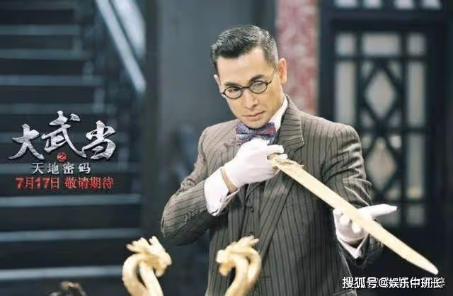 本是李連杰接班人，和梅艷芳戀愛，出道27年卻將一手好牌打爛