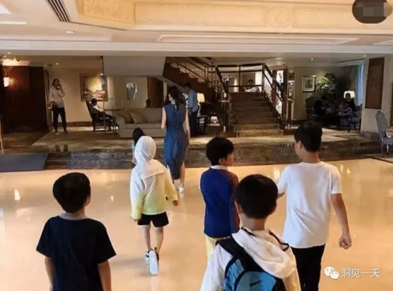 李嘉誠家族資產再重組　受益人排除梁洛施及3子