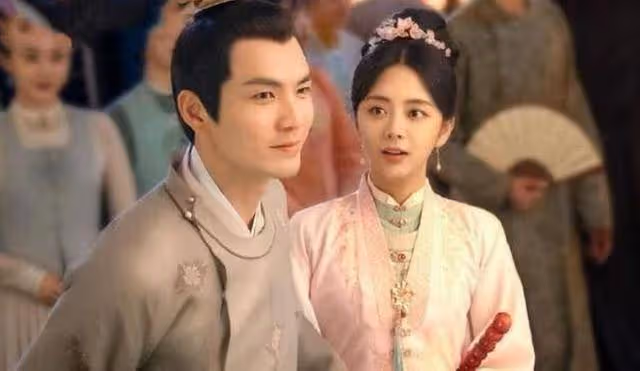 譚松韻與趙麗穎演大女主戲有何差別?任嘉倫的評價一語中的,精闢