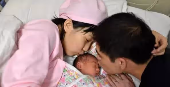 爸爸姓「醜」  阿嬤給龍鳳胎取名字！醫生護士都拍手叫好    太有才了