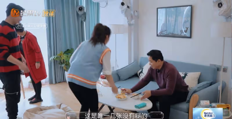 同樣見准岳父,李嘉銘和何雯娜老公待遇差別大,有錢女婿地位高