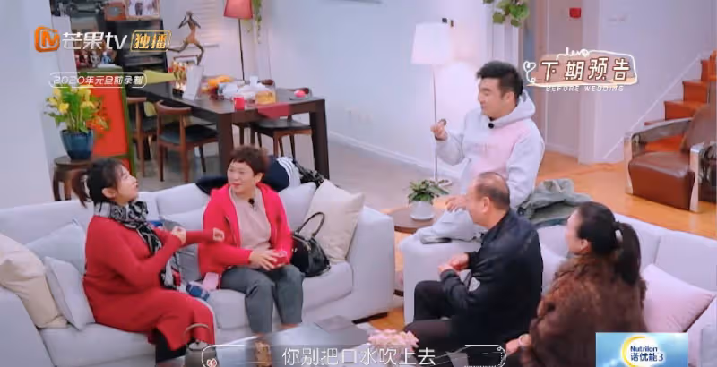 同樣見准岳父,李嘉銘和何雯娜老公待遇差別大,有錢女婿地位高