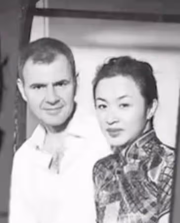 為了3個收養的孩子,金星和國外老公分手又復婚,背後故事很暖心