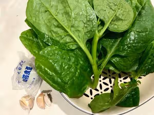 清熱的上湯潺菜/木耳菜