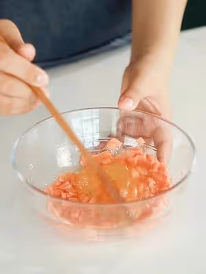 有雞蛋就能做！一煎一卷輕鬆搞定，孩子點名要吃~