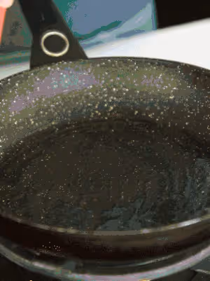 有雞蛋就能做！一煎一卷輕鬆搞定，孩子點名要吃~