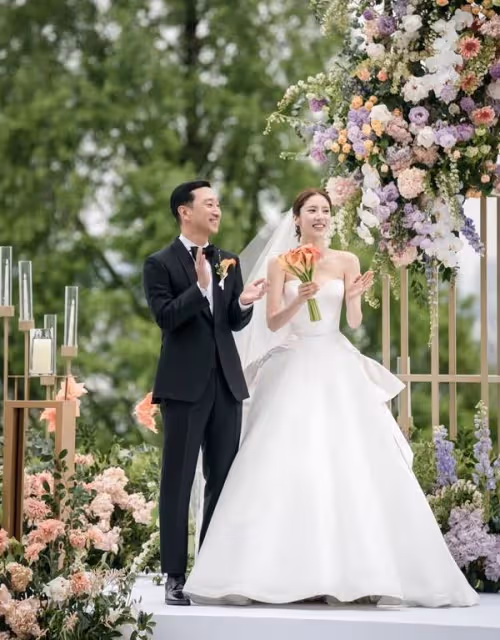 2022韓星結婚潮!孔曉振10月舉行婚禮,玄彬孫藝珍根本神仙眷侶,台灣女婿太驚喜!