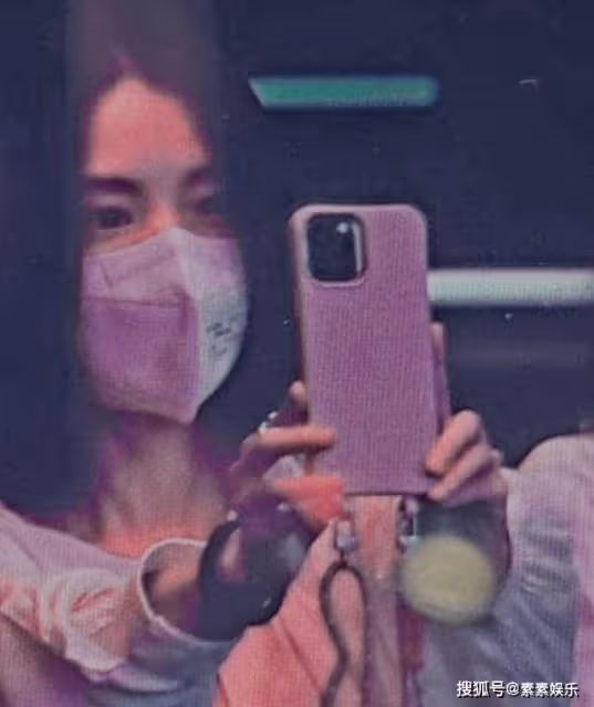 田馥甄現身Ella演唱會，低調坐觀眾席支持，和任家萱一起助陣