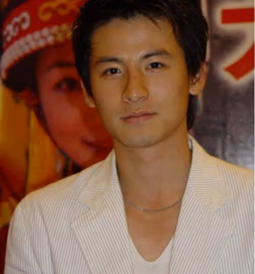 呂一老公疑翻車！與富婆曖昧，合開影視公司騙錢，誘騙網友陪導演