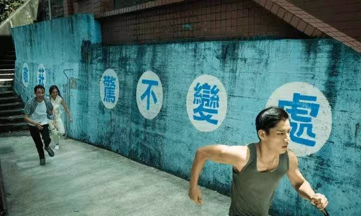 別再罵了?拋開醜惡的設定不談,《哭悲》揭露了殘酷的社會真相