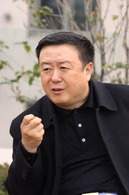 三婚娶小30歲妻子 尤小剛64歲後終有兩子