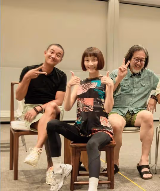 38歲文章罕見露面瘦一大圈 正式復出了?