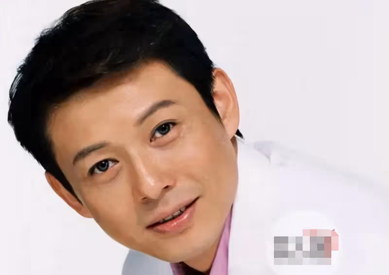知名主持人程倩，家庭糾結，愛情曲折，他為了錢離開央視後，現在的情況如何？