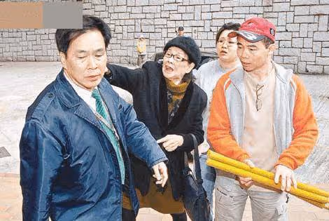 梅艷芳13歲侄子疑似患癌，大哥開記者會求助，希望梅媽提供醫療費