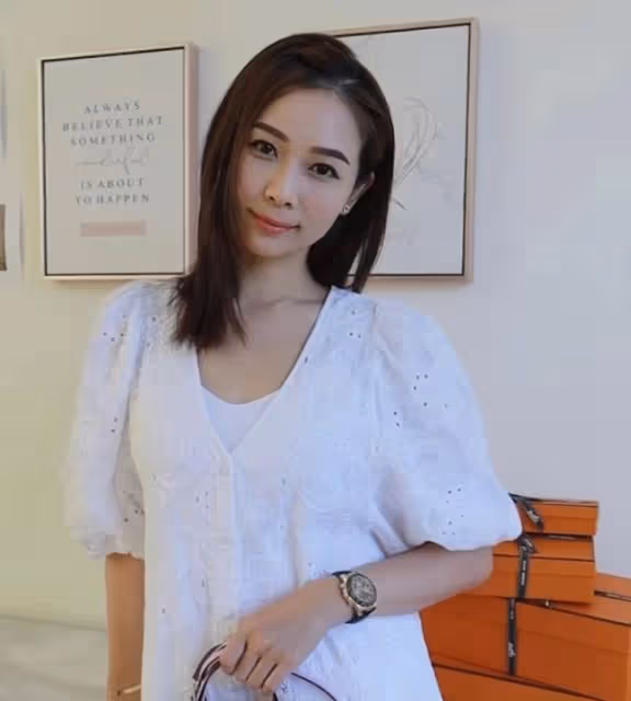 TVB前知名長腿女神低調炫富！戴百萬名牌手錶，賠錢離巢發展