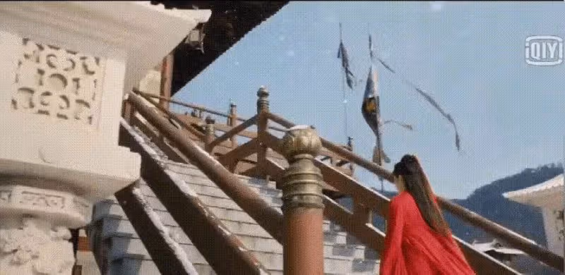 十三位古裝紅衣姑娘,趙麗穎最萌,譚松韻最可愛,迪麗熱巴最深情,楊冪傾國傾城