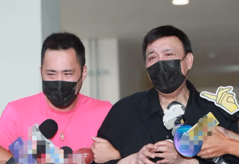 39歲余苑綺重癥離世,抗病8年終不治,父余天悲痛落淚,網遺憾送別:堅強的你一路走好