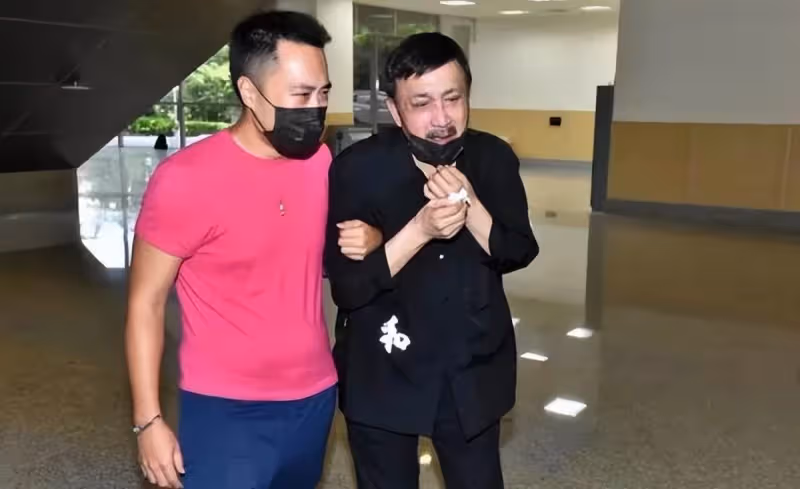 39歲女歌手余苑綺病逝,抗病8年熬70次化療,爸爸痛哭證實:可憐的孩子,就放心走吧
