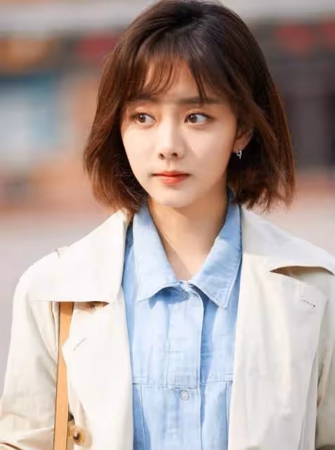 譚松韻化身為電競少女,可愛又驚豔,一手魯班瘋狂輸出