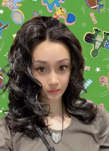 吳秀波小三陳昱霖罕曝近況,出獄後容貌改變被疑整容,撞臉冉瑩穎