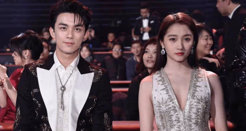 她是娛樂圈最乾淨女演員，丈夫為她拒接吻戲，如今35歲像18歲少女