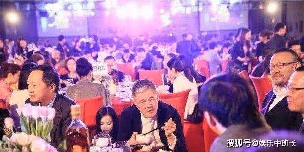 成龍：我生日三百人到場，曾志偉：我七百人，周星馳：我咋說！