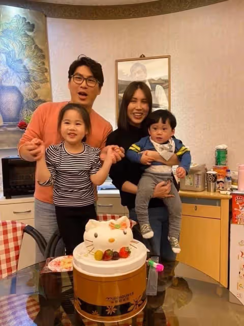 39歲余苑綺因癌症去世,抗癌八年化療七十多次,給子女親筆信曝光