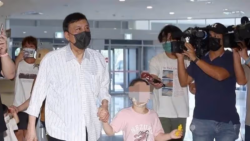 39歲余苑綺因癌症去世,抗癌八年化療七十多次,給子女親筆信曝光