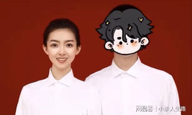 36歲王京京曬結婚照,三套婚紗輪著換,丈夫被擋臉身份成謎
