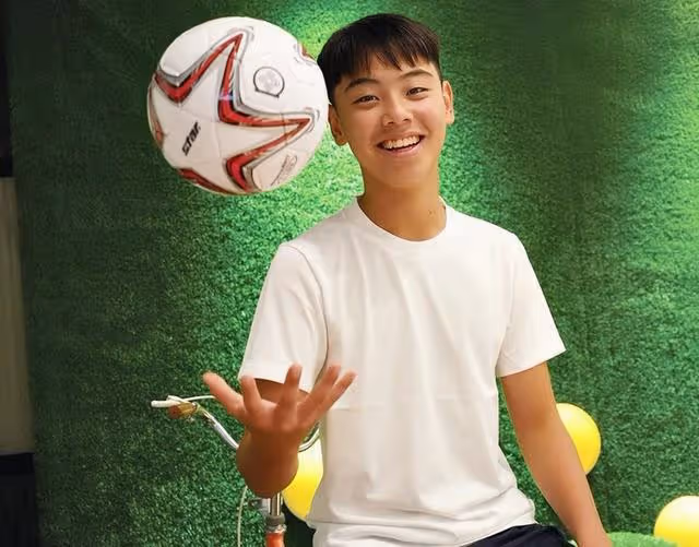 恭喜!TVB知名男星曝15歲兒子有交往對象,不介意兒媳婦是外國人