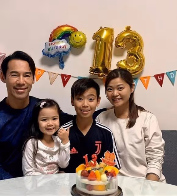 恭喜!TVB知名男星曝15歲兒子有交往對象,不介意兒媳婦是外國人