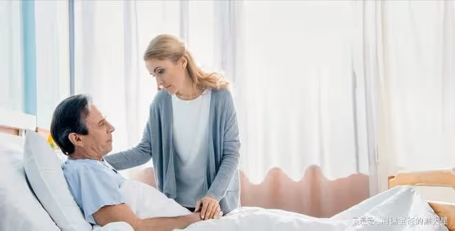 「你辭職了我媽住院了拿啥治?」妻子:你忘了你定的各管各父母?