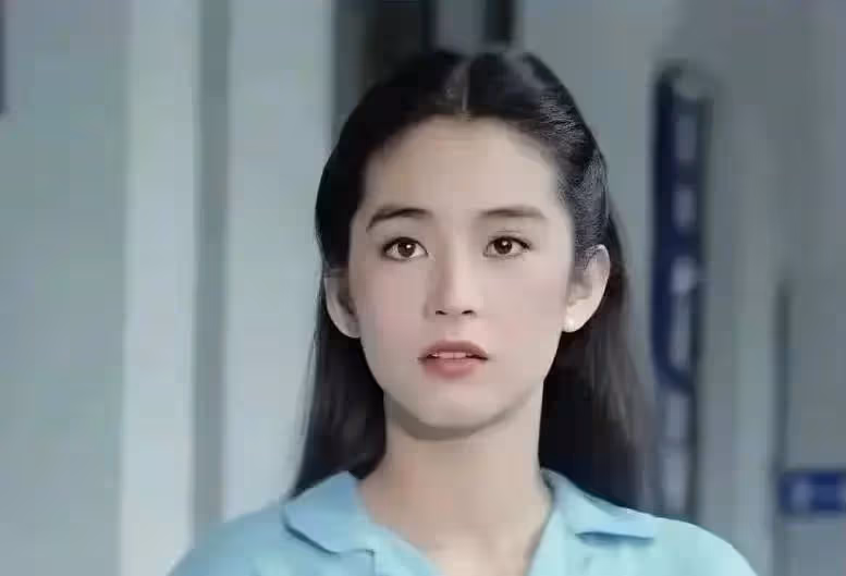 林青霞與親姐在河南農村相認 姐姐生活貧苦