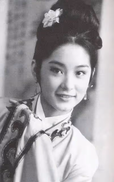 林青霞與親姐在河南農村相認 姐姐生活貧苦