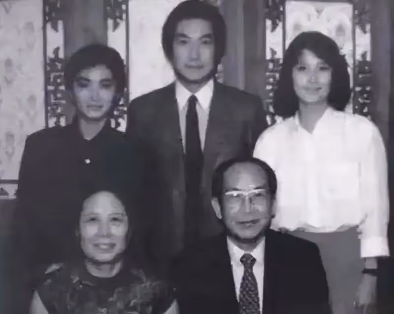 林青霞與親姐在河南農村相認 姐姐生活貧苦