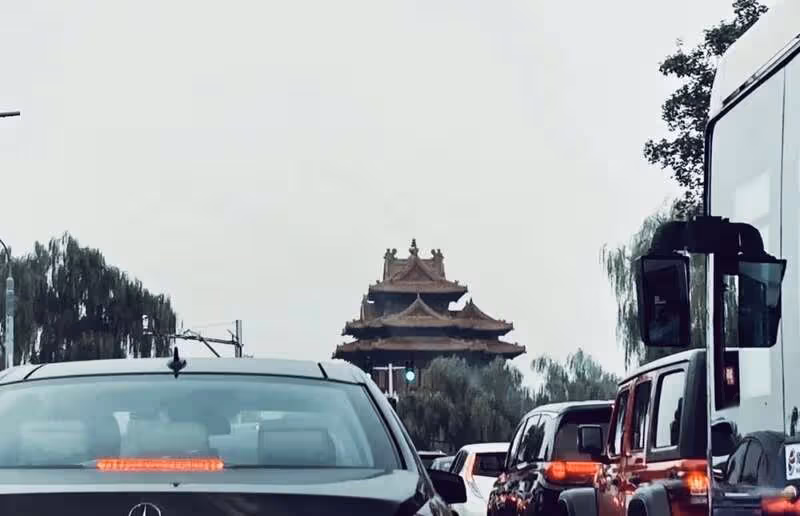 在北京給明星家小孩當家教,比996還殘酷