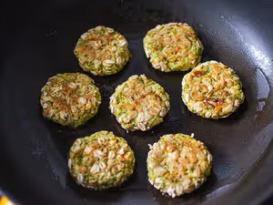 健康輕食｜燕麥西蘭花薯餅